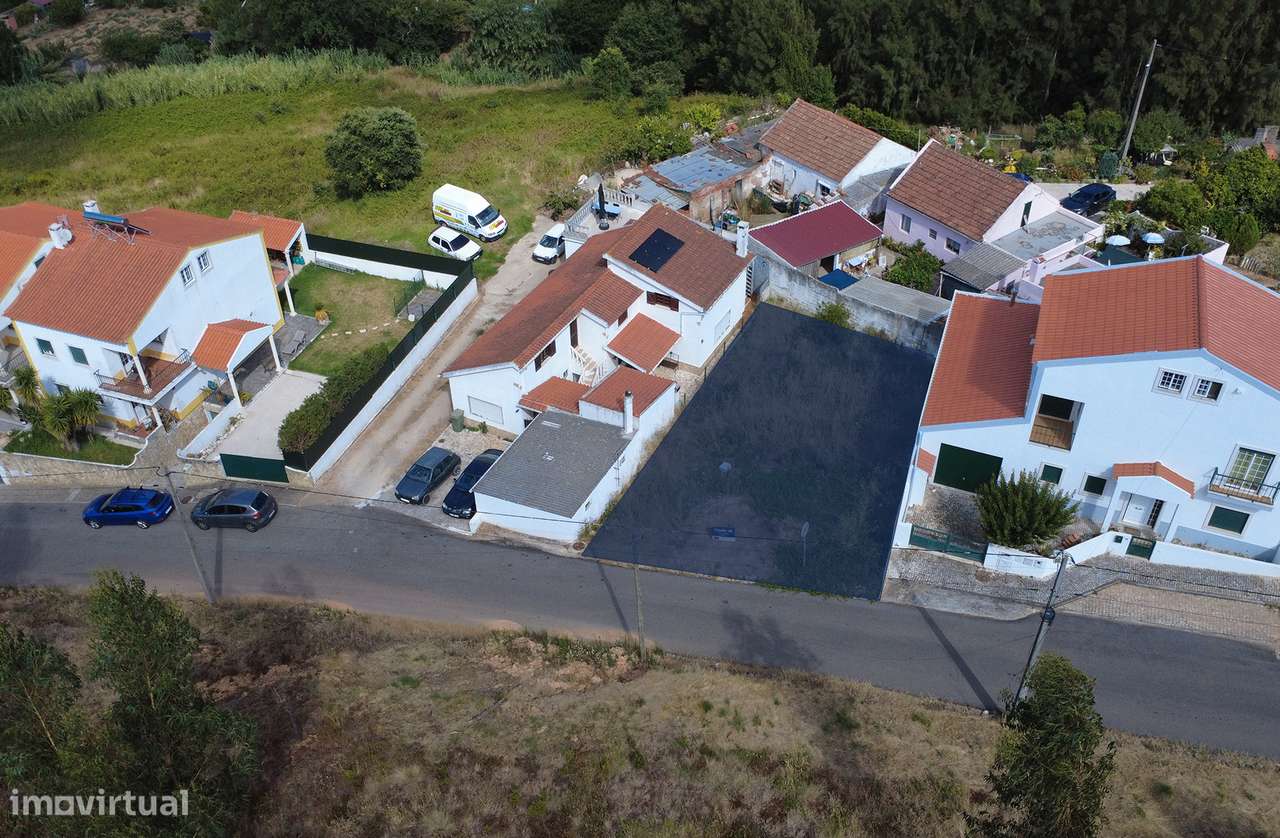 Terreno Urbano com Vista Desafogada - Vilar-5