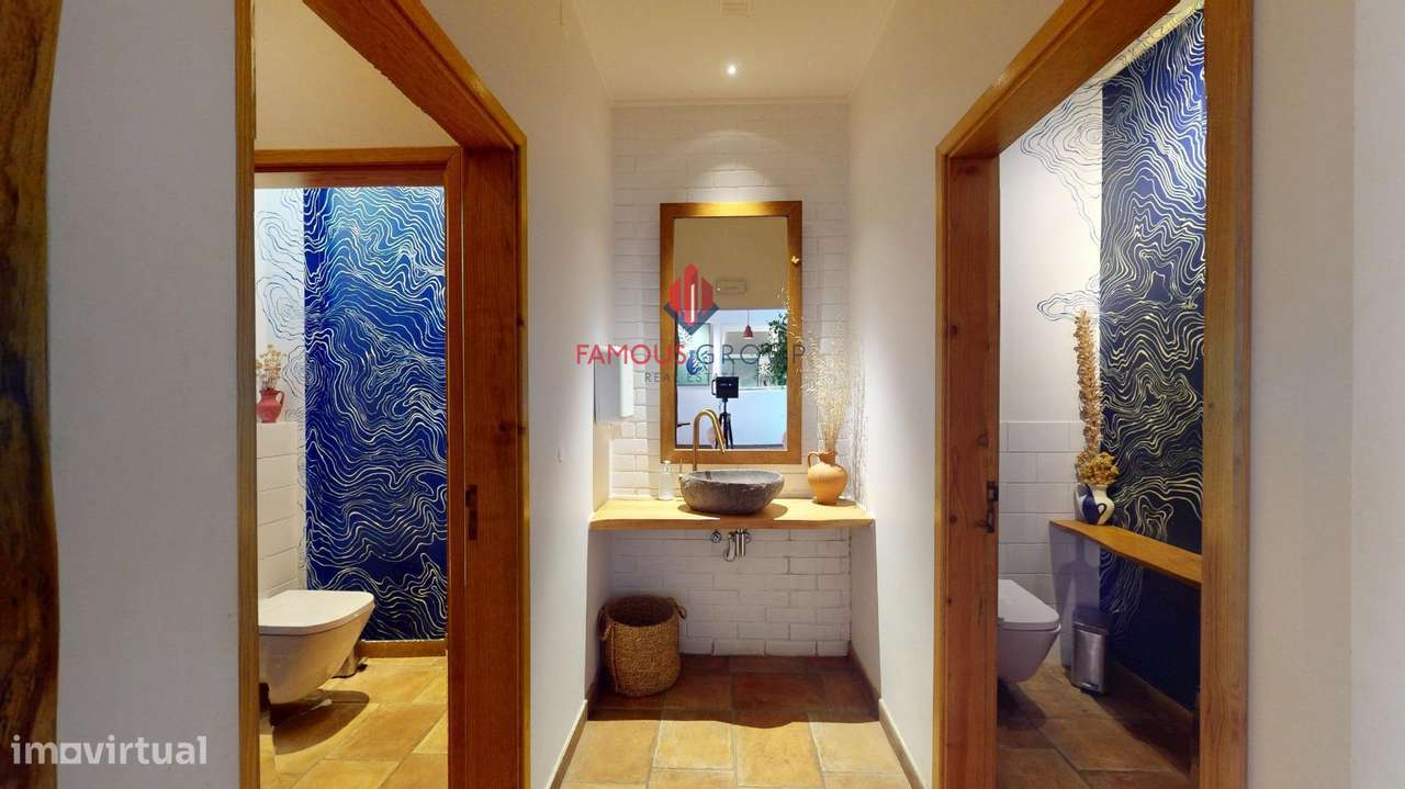 Prédio Histórico com Alojamento Local, Restauração e Espaço...-11