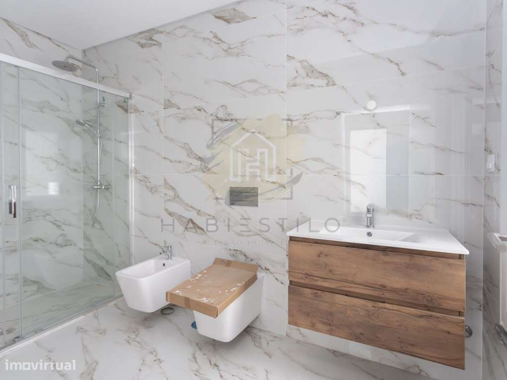 Moradia V4 nova com piscina-31