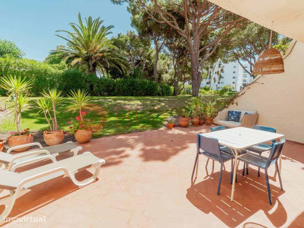 Apartamento T1 Com Terraco Privativo Em Vilamoura
