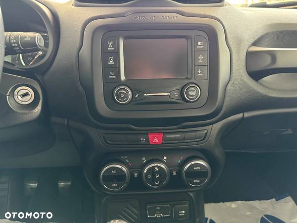 Jeep Renegade 1.6 E-TorQ Sport FWD - 32