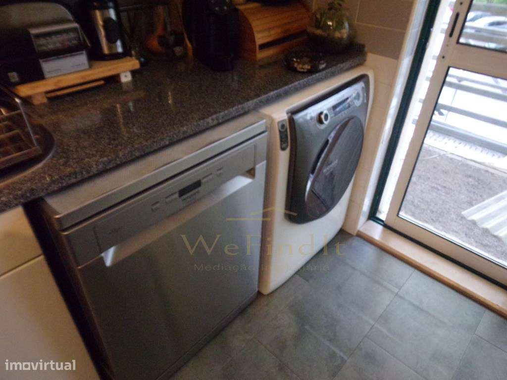 Excelente T3 no centro de Lisboa-11