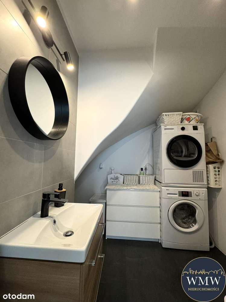 Wyjątkowy skrajny segment w wysokim standardzie z pięknym ogrodem-13