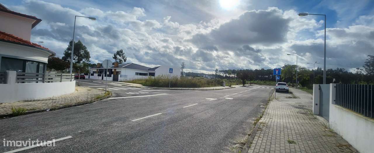 Lote terreno p/ construção, com 345m2, em Comeira - Marinha Grande-9