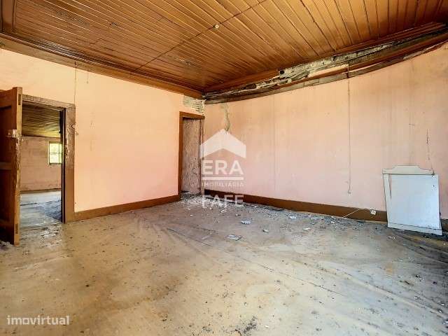 2 moradias geminadas em pedra para restauro - Grande imagem: 3/20