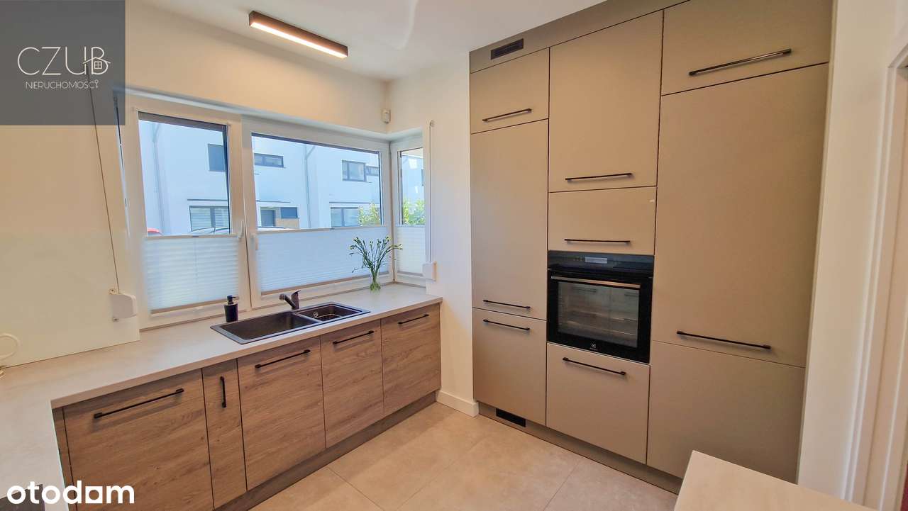 Gotowy do wprowadzenia / narożny szeregowiec / ogród / taras / strych-9