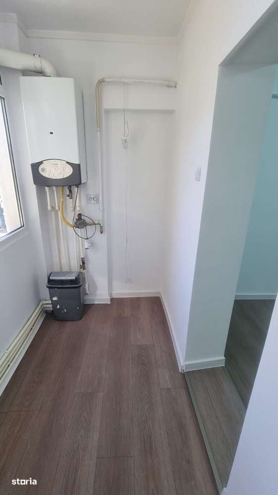 De Vanzare Apartament cu 3 camere zona Calarasi 4-9