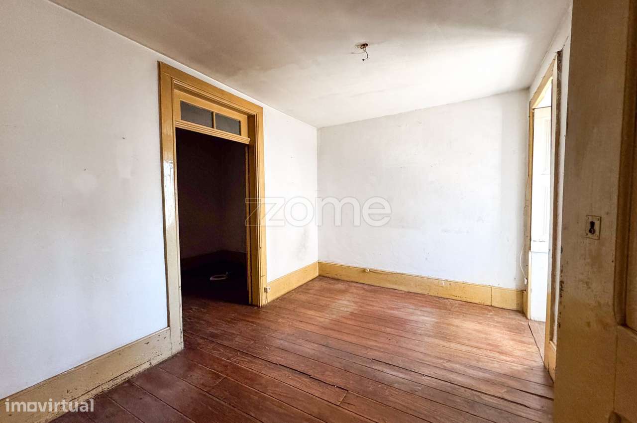 Casa Centenária Típica Transmontana para Remodelar – Alijó - Grande imagem: 4/18