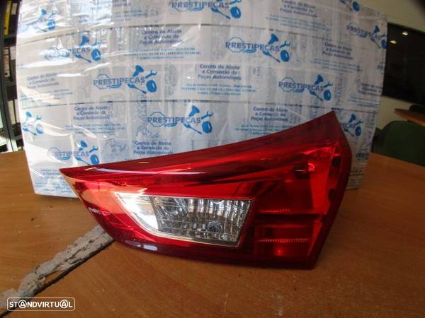 Farol Tras 05170237 TOYOTA AURIS 2013 0P TD - 1