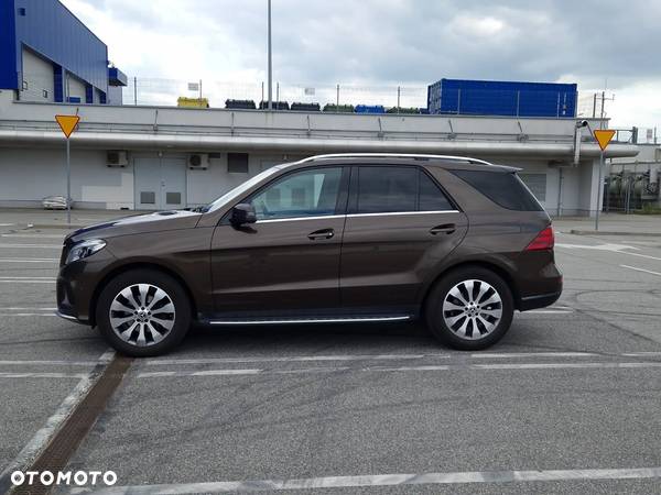 Mercedes-Benz GLE 350 d 4-Matic - 2