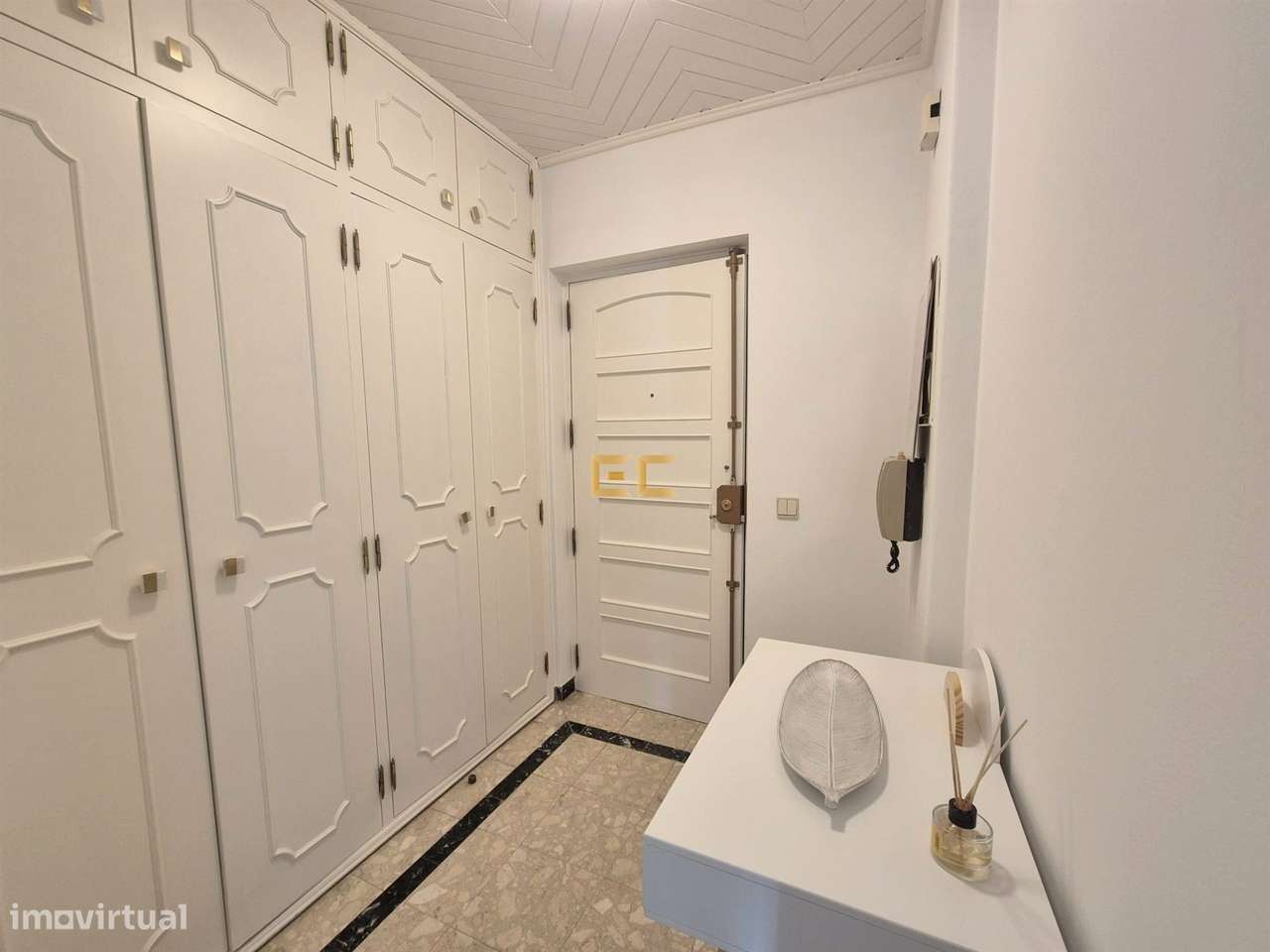 Apartamento T0, para venda em Buarcos- Figueira da Foz!-3
