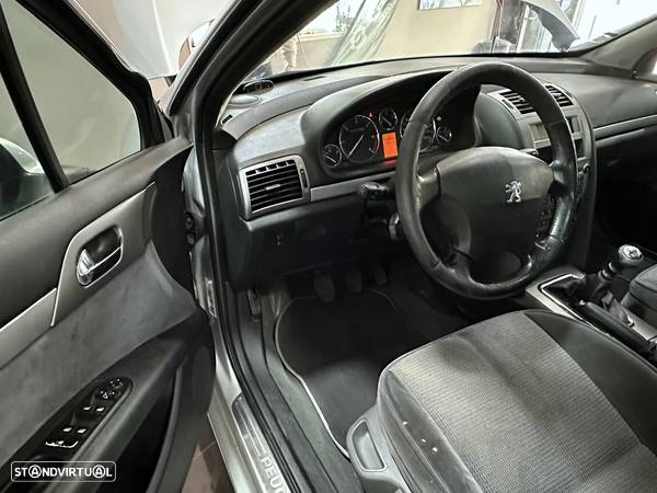 Peugeot 407 SW 2.0 HDi Executive - 20