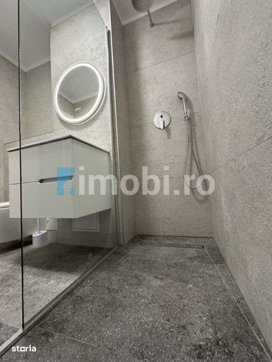 Apartament Modern cu 3 Camere, Terasa si Parcare–Centrul Istoric, Cl-10