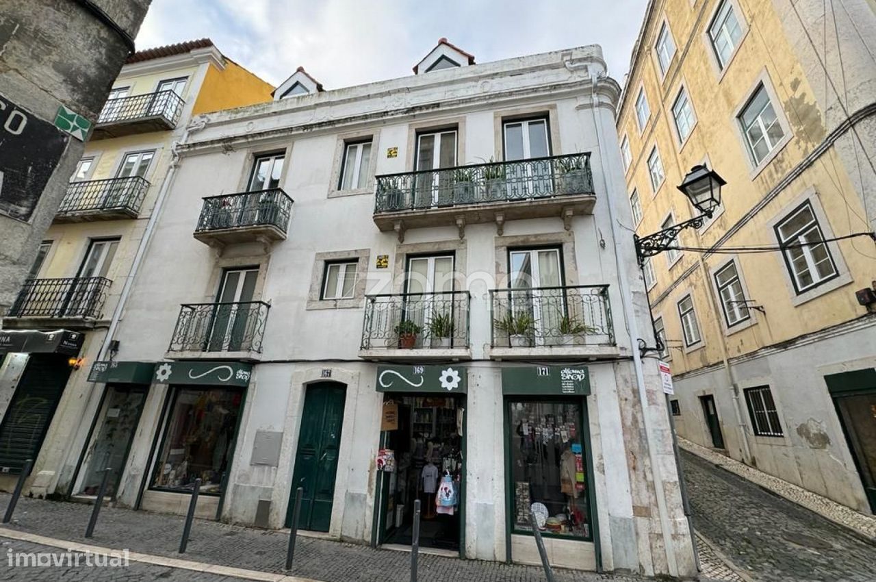Prédio Remodelado em Alfama - Grande imagem: 1/32