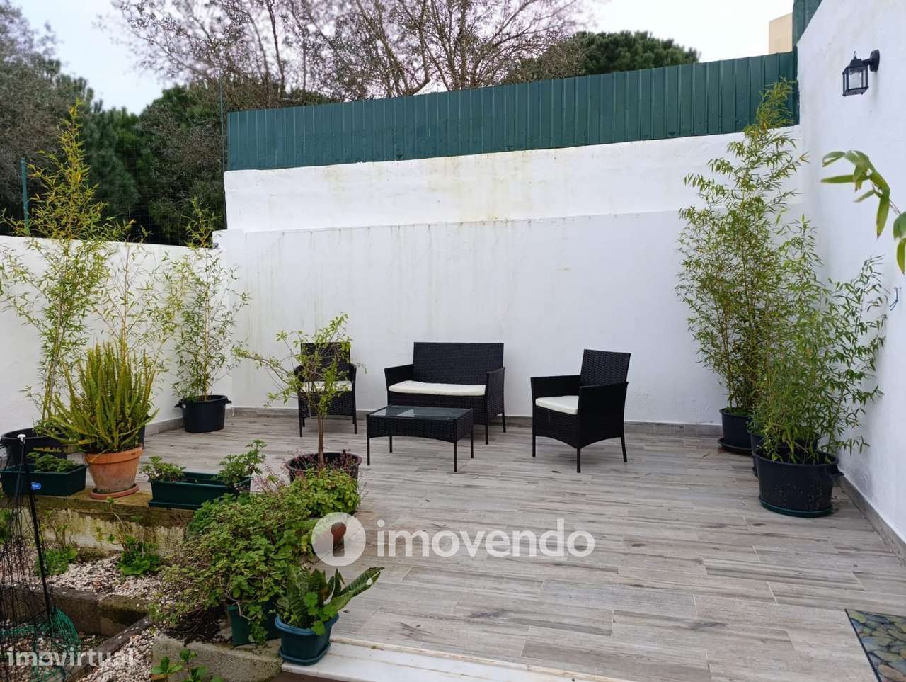 Moradia T3 mais Anexo T1 e Anexo T0 independentes, em Barcarena-51