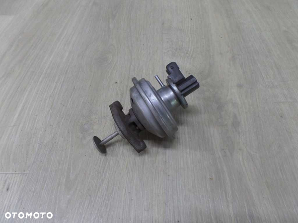 BMW 1 E81 E87 E60 E90 E91 1.6 2.0 D ZAWOR SPALIN EGR 70068412 - 2