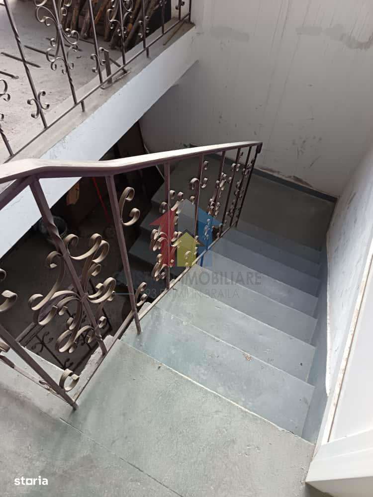 Hala 190 mp, D+P din boltari, zona Centrala ,artera circulata - Imagine principală: 4/9