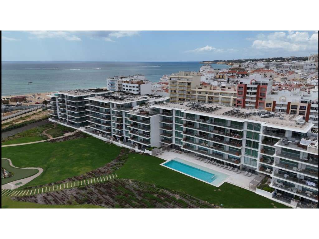 Exclusivo T1 no Prestigiado Condomínio Bayline - Armação de Pêra-6