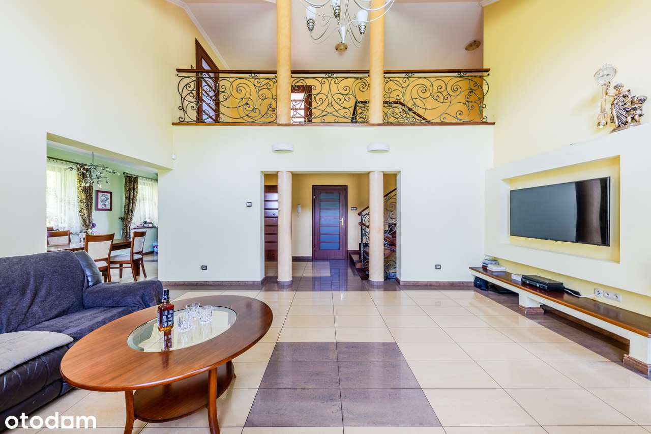 Wyjątkowy dom w Ludwikowie-4