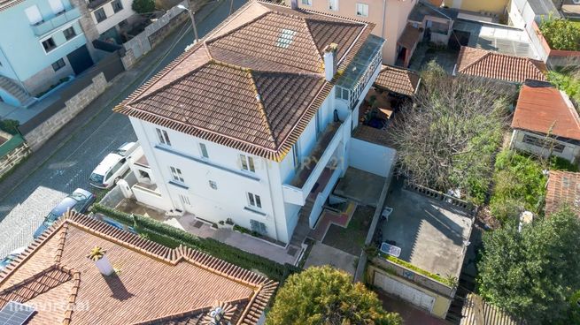 Espetacular Moradia com Vista para a Cidade no Porto T6 + dois T1 inde-21