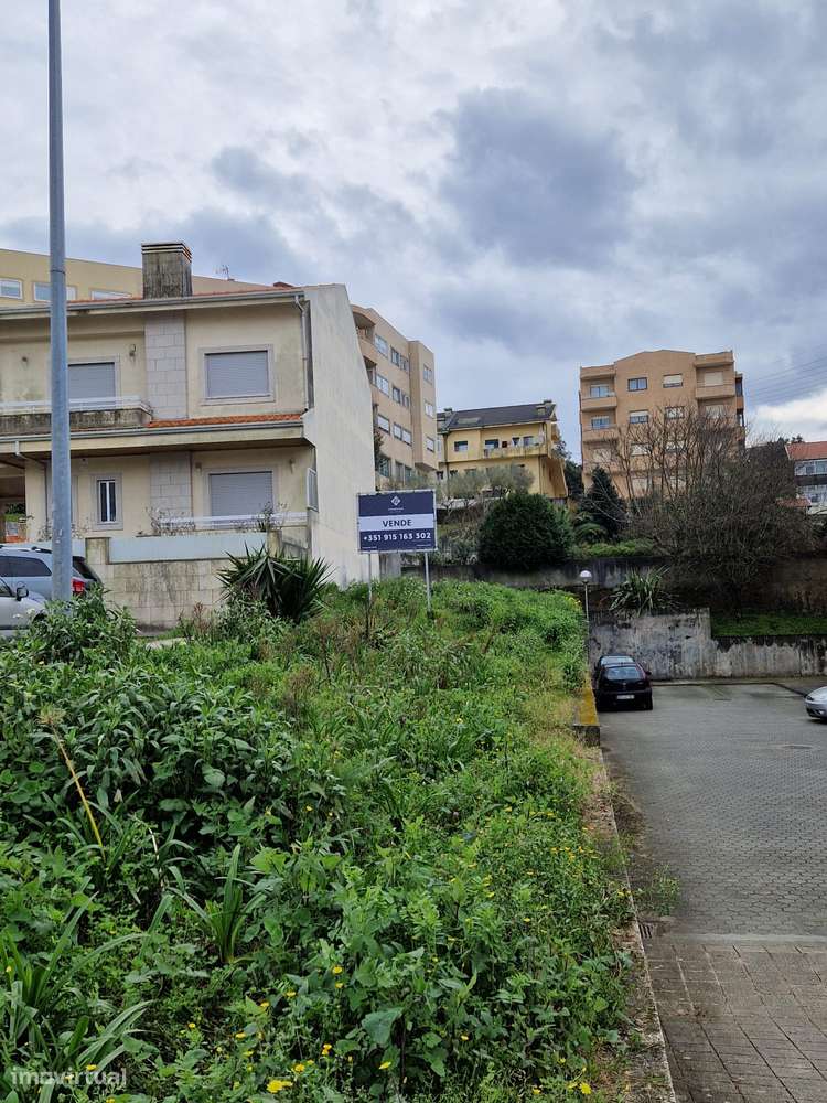 Terreno Exclusivo com Licença de Construção - Baguim do Monte - Grande imagem: 4/6