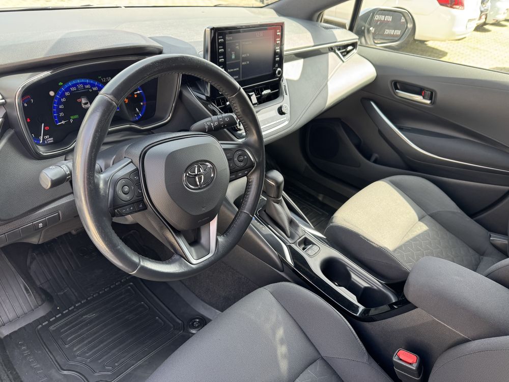 toyota corolla   1 8 hsd dynamic