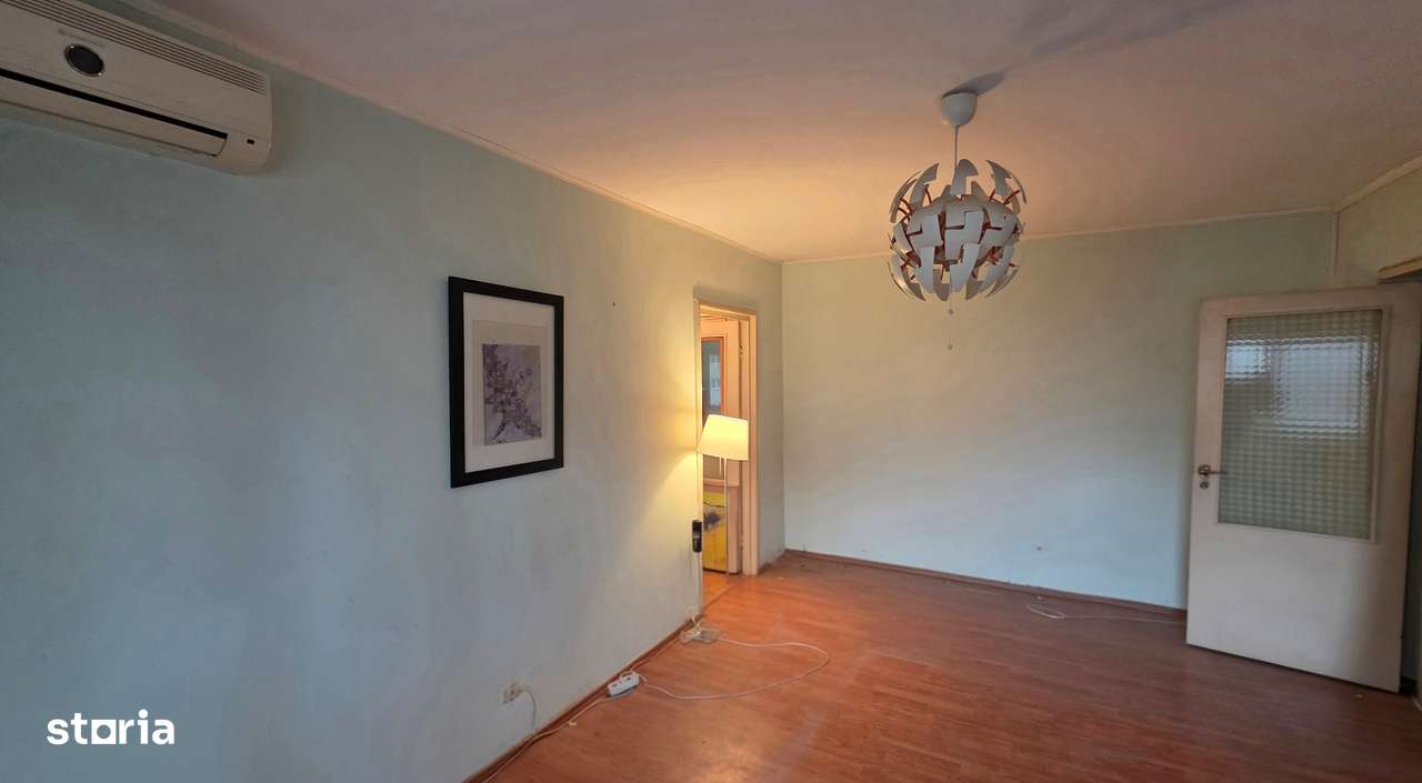 Vanzare apartament 2 camere Militari-Lujerului, etaj 5, an 1982 - Imagine principală: 2/8