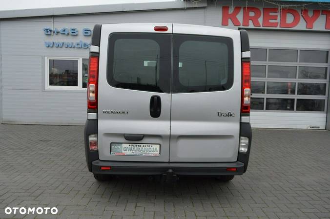 Renault Trafic - 12