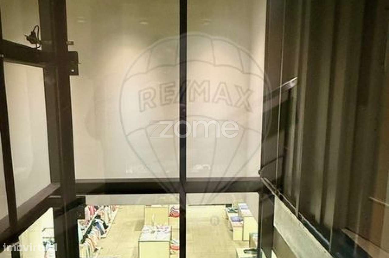 À Venda Prédio com-20