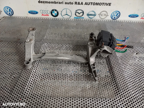 Bloc Valve Suspensie Pneumatica Audi Q7 4L Vw Touareg - Dezmembrari Arad - 5