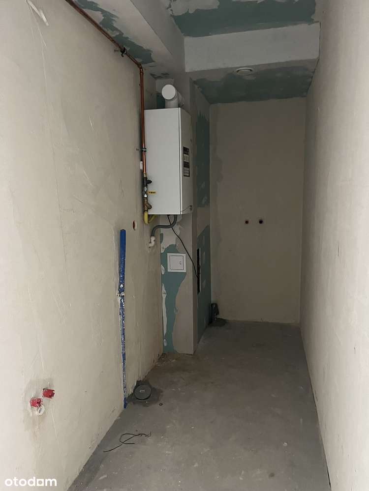 W CENIE MIEJSCE POSTOJOWE ZEWNĘTRZE PLUS PODDASZE 50 MKW ! - Pełny obrazek: 5/12