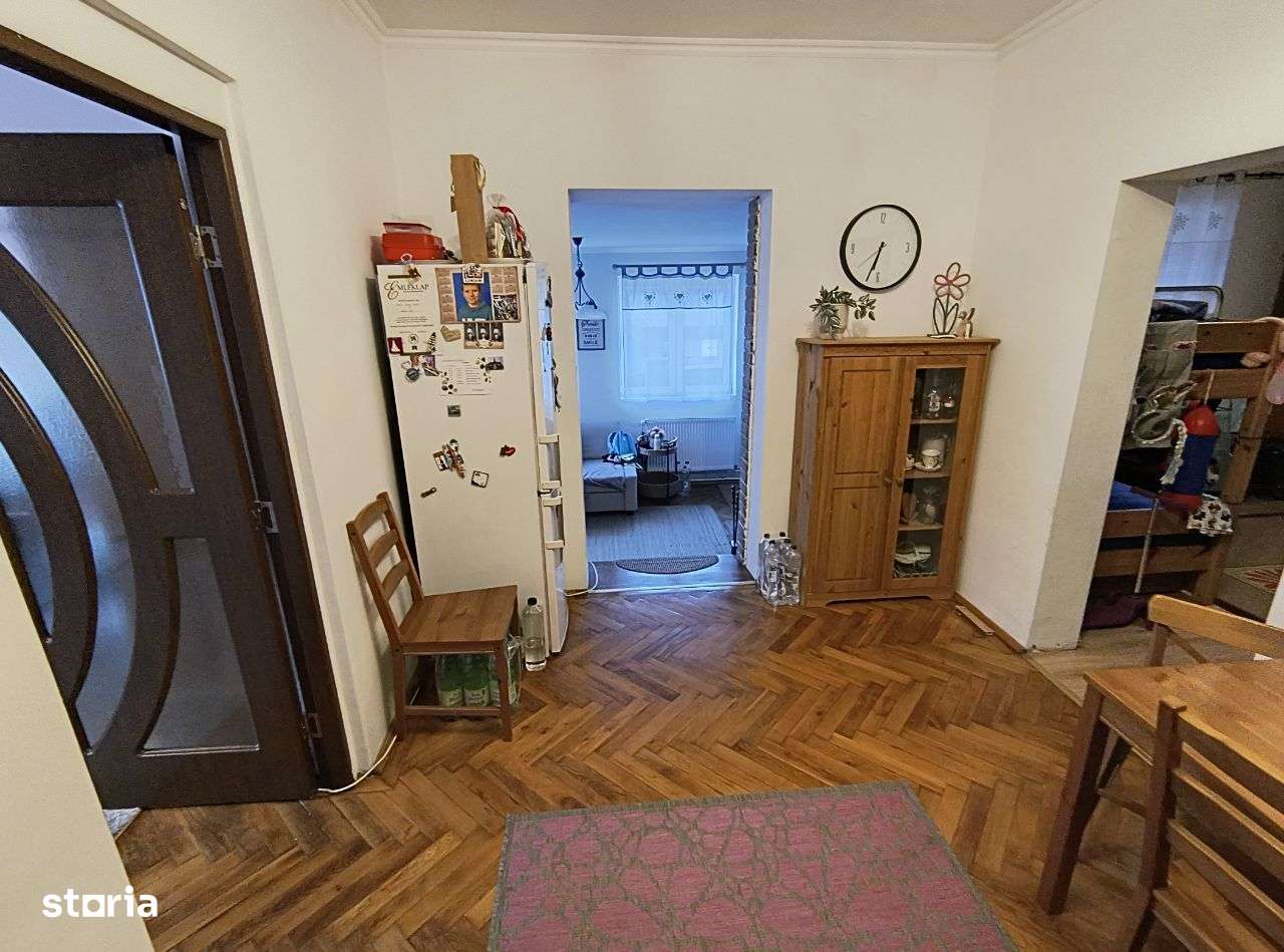 Casa de vanzare zona Avram Iancu formata din 3 apartamente - Imagine principală: 5/10