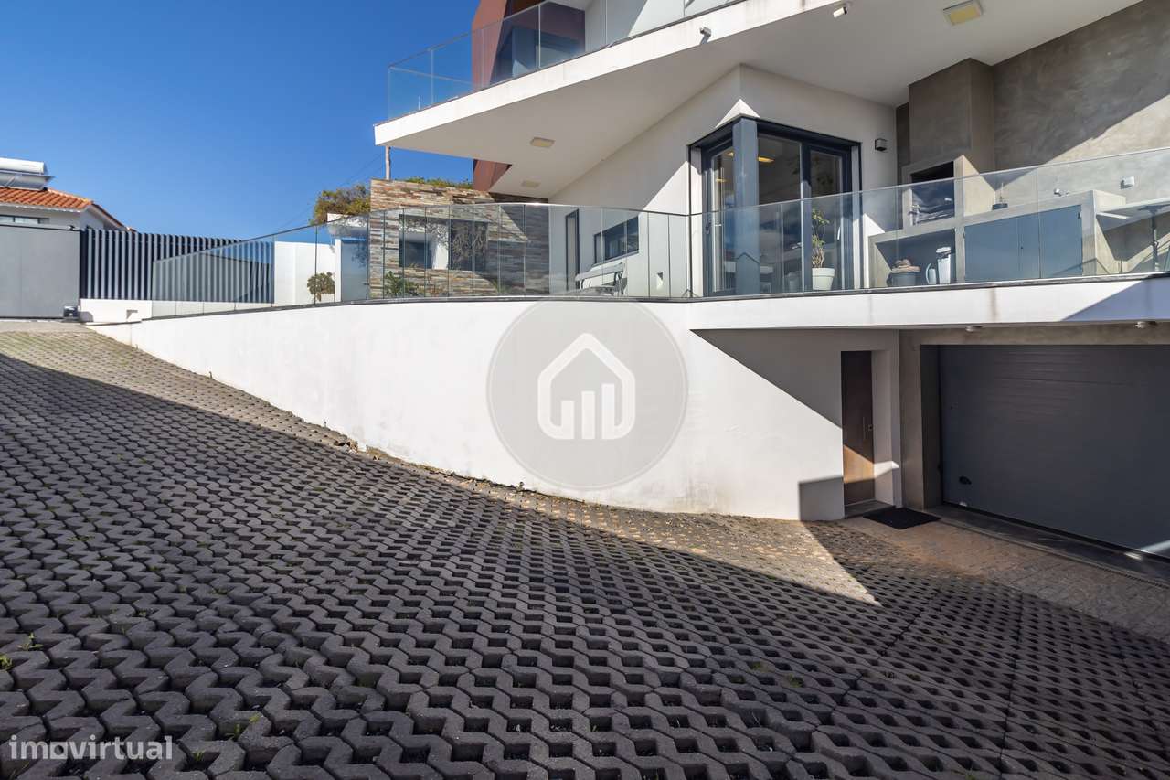 Moradia V5+1 | Piscina, vista mar e jardim | Porto Salvo, Oeiras-8