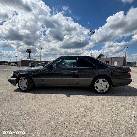 Mercedes-Benz W124 (1984-1993) - 36