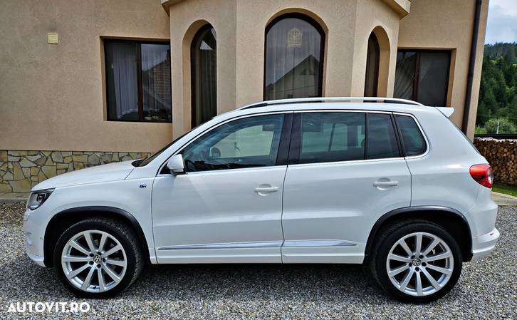 Volkswagen Tiguan 2.0 TDI 4Motion DSG Sport & Style - 9