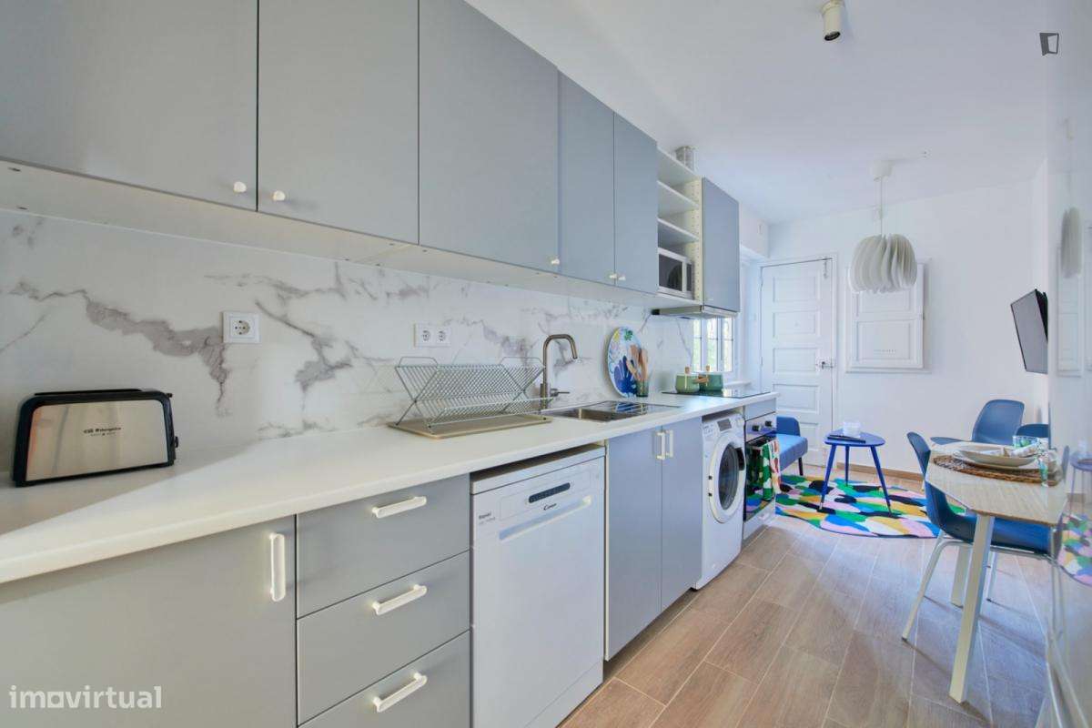 Quarto - localizado em Roma-Areeiro Lisbon - Grande imagem: 5/38