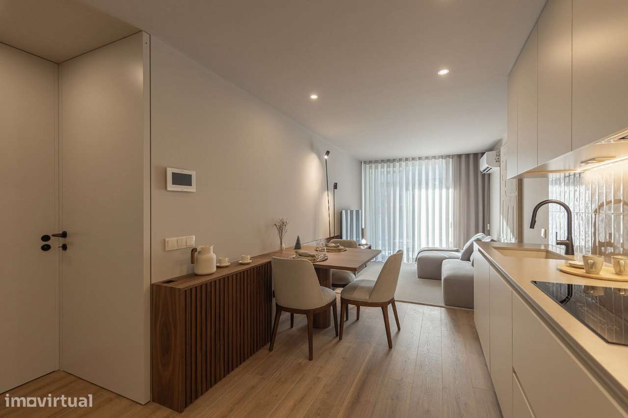 Apartamento T1 Frente para a Piscina!-10