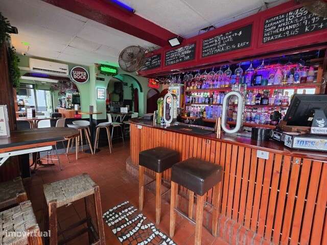 Venda de Prédio / 2 fracções em Lagos-13