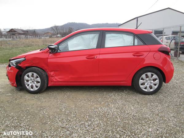 Hyundai i20 1.25 84CP M/T Comfort - 8