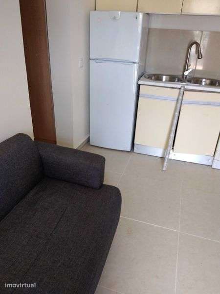 Arrenda-se casa mobilada ao ano. - Grande imagem: 4/6