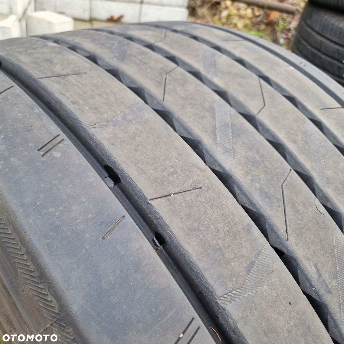 CONTINENTAL CONTI HYBRID HT3 445/45R19,5 160J 13mm 23R 1x JAK NOWA - 2