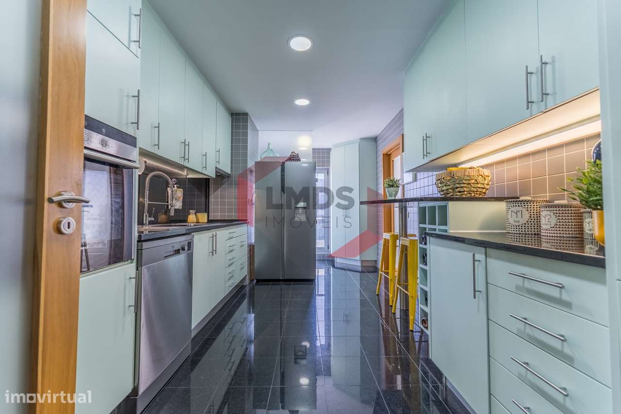 Apartamento T4 de Luxo no Coração da Maia – Avenida Visconde Barreiros-2