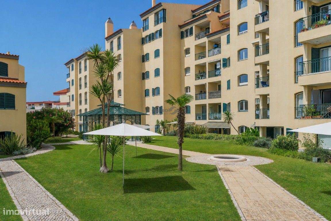 Elegante T1 com Vista Mar no Condomínio Britânia, Jardins e Piscina-20