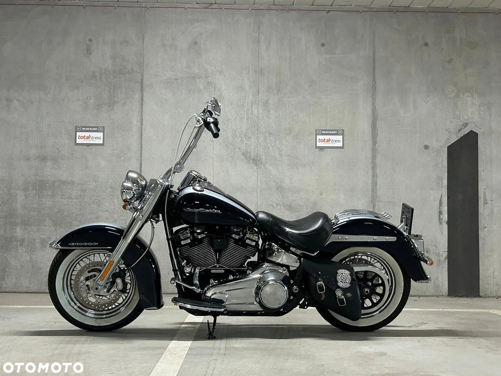 Harley-Davidson Softail Deluxe - 14