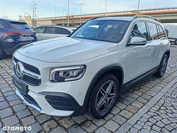 Mercedes-Benz GLB 200 d AMG Line 8G-DCT - 3