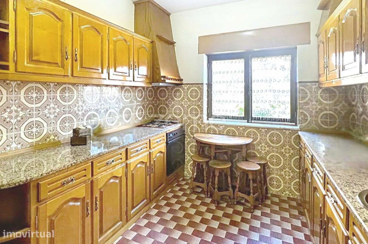 Moradia com Grande Potencial na Vila de Pampilhosa da Serra.-5