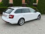 Skoda Octavia Combi 2.0 TDI DSG RS - 18