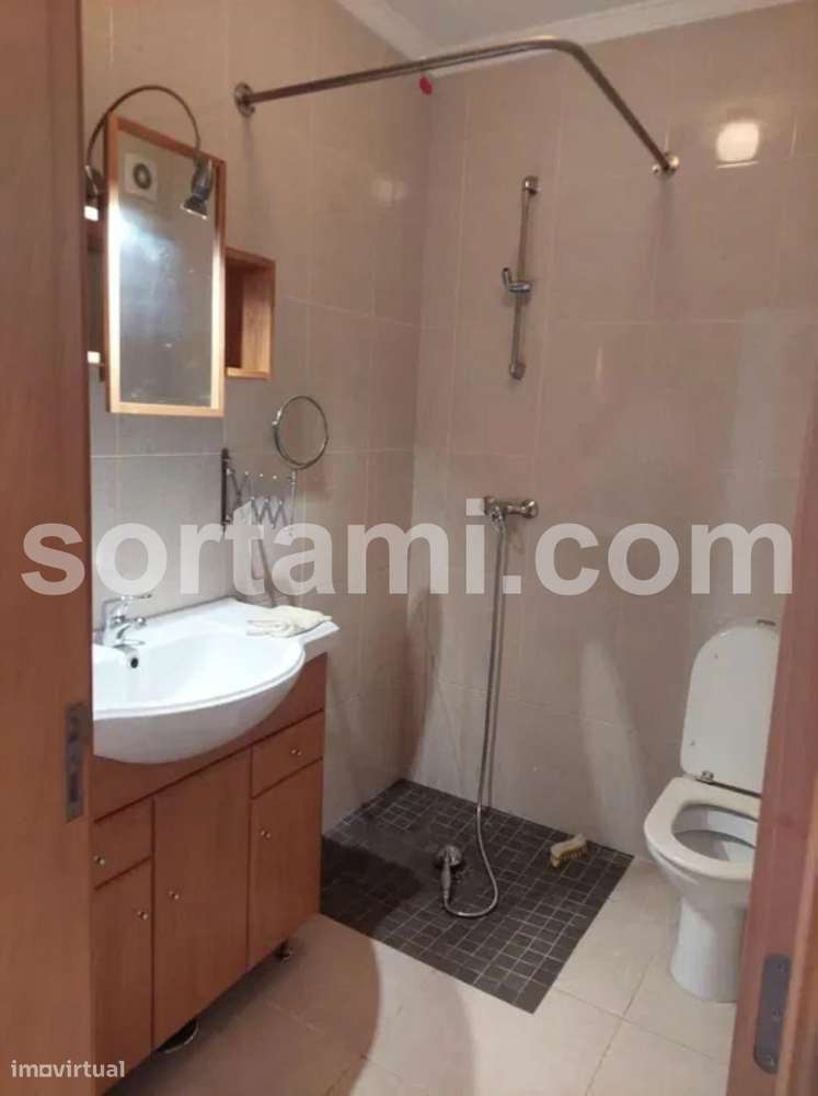 Apartamento T2 Venda em Quarteira,Loulé - Grande imagem: 4/13