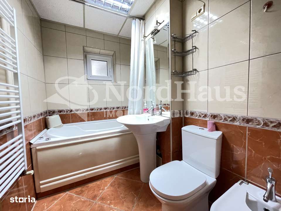 VANZARE – Apartament 3 camere decomandat | Zona Mihai Viteazu-8
