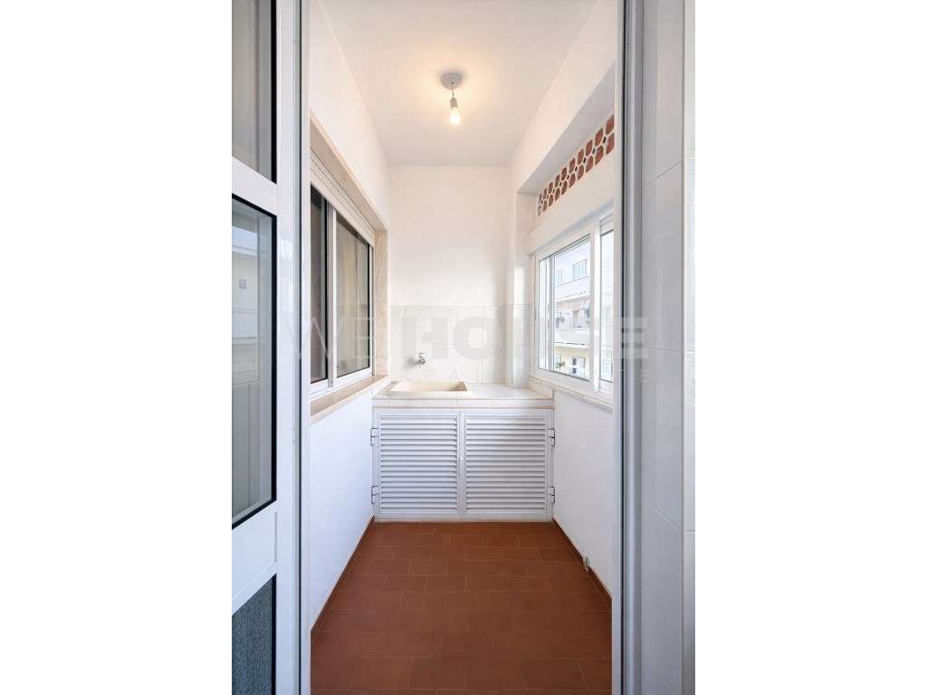 Apartamento T2 Monte Gordo Rés do Chão a 200 metros da praia-5